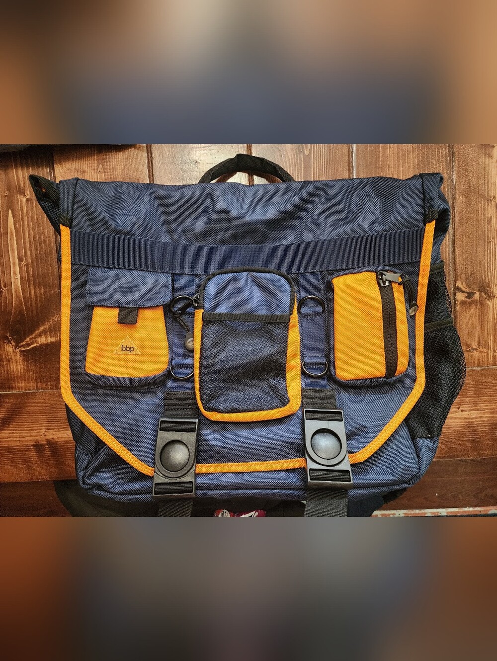 BBP Hamptons Abyss Hybrid Messenger/Backpack Laptop Bag Blue/Tango Medium